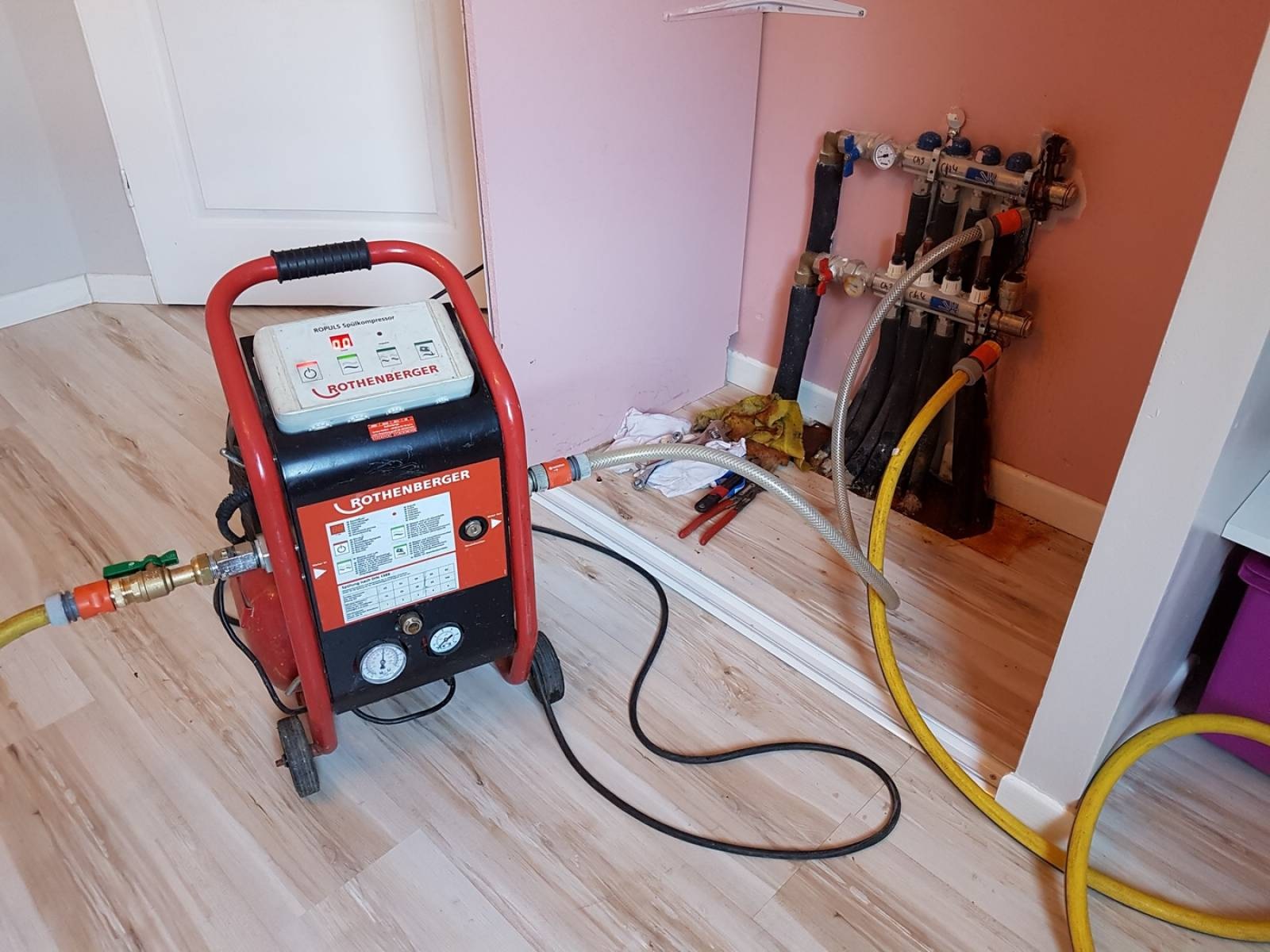 Gülsuyu Vaillant Hermetik Şofben Kombi Bakımı